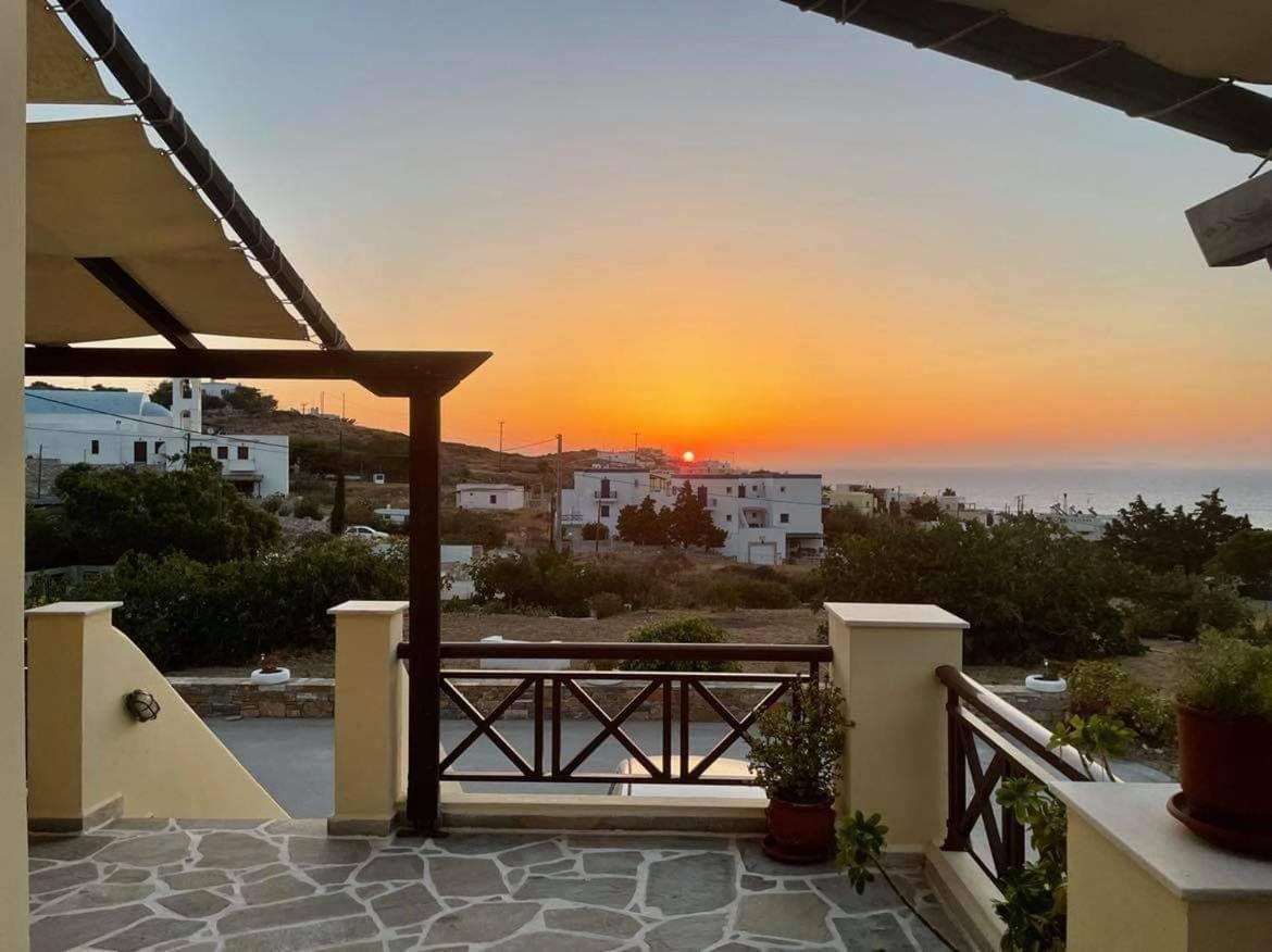 Hotel Theodorou Azolimnos Exterior foto