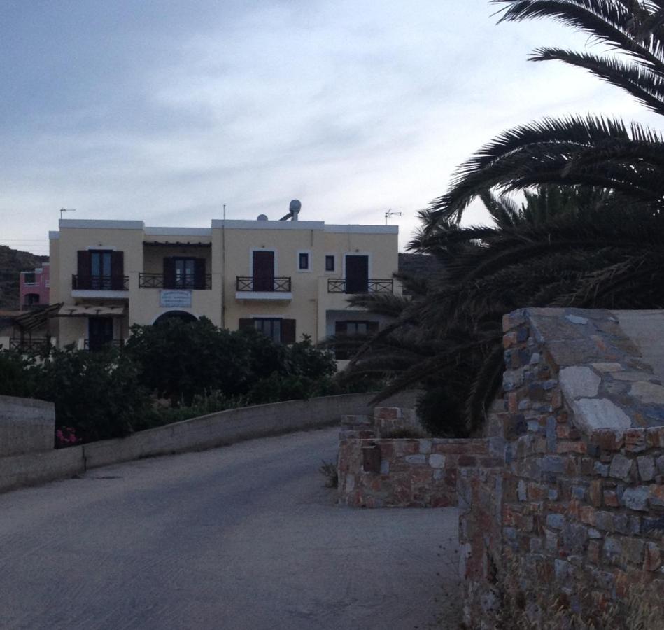 Hotel Theodorou Azolimnos Exterior foto